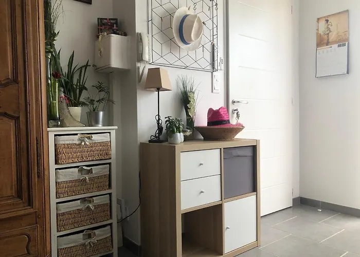 Nyaraló Maison Individuelle A 10 Mn A Pied Du Centre Uzès